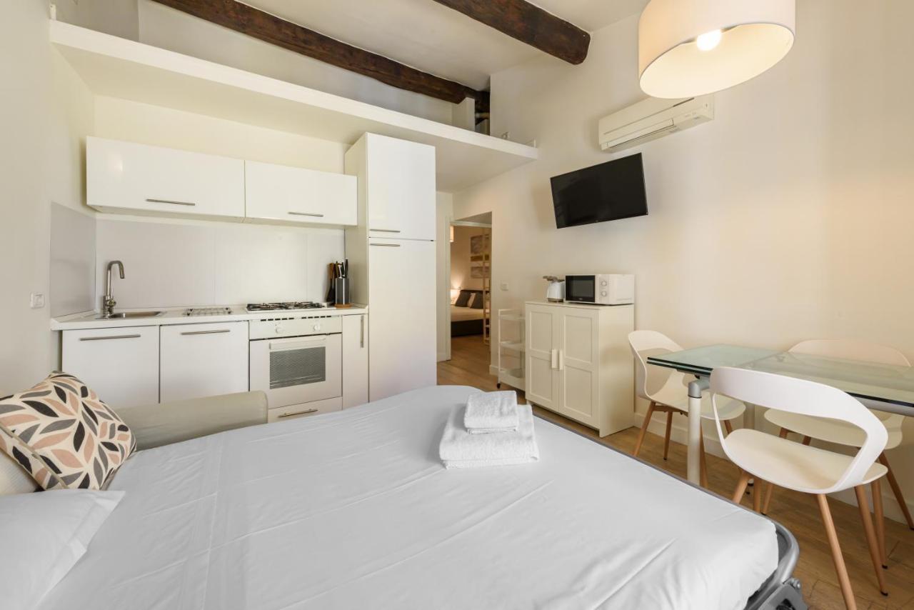 Novella Contemporary Apartment By Mmega Floransa Dış mekan fotoğraf
